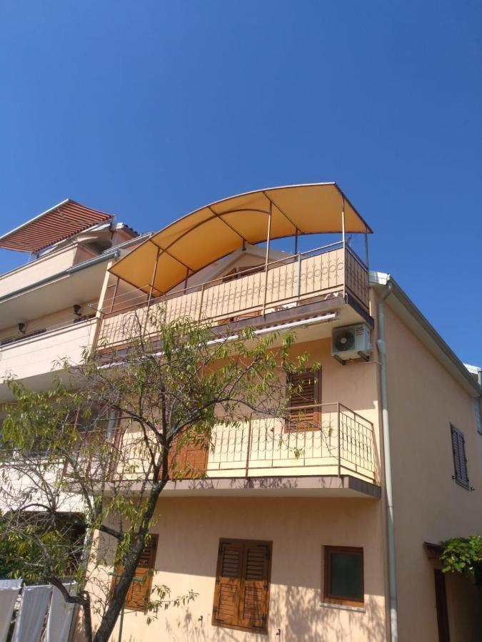Accomodation Noki21 Ровин Екстериор снимка