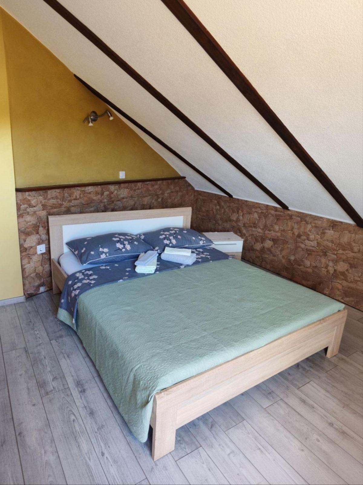 Accomodation Noki21 Ровин Екстериор снимка