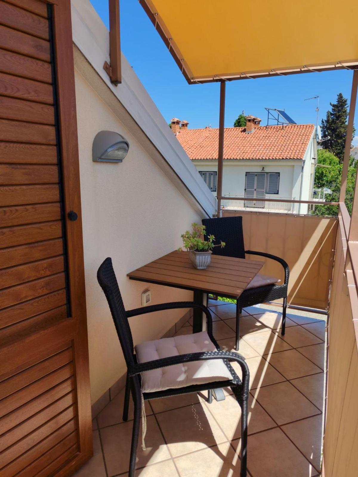 Accomodation Noki21 Ровин Екстериор снимка